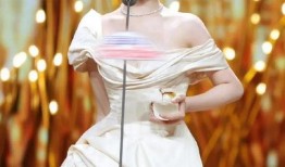 娱乐圈女明星有多脏 吃瓜爆料每日大赛最新动态,揭秘“脏”闻，每日新鲜热辣